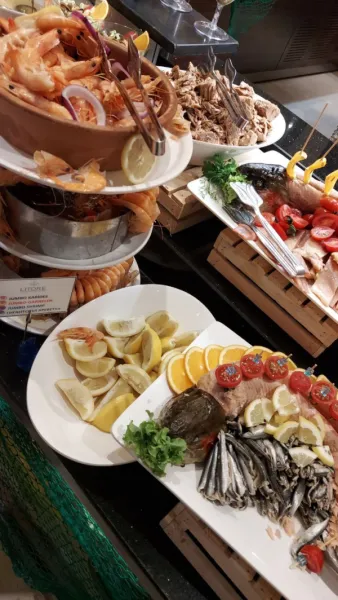 Фото еды с отдыха: морепродукты, рыба, закуски