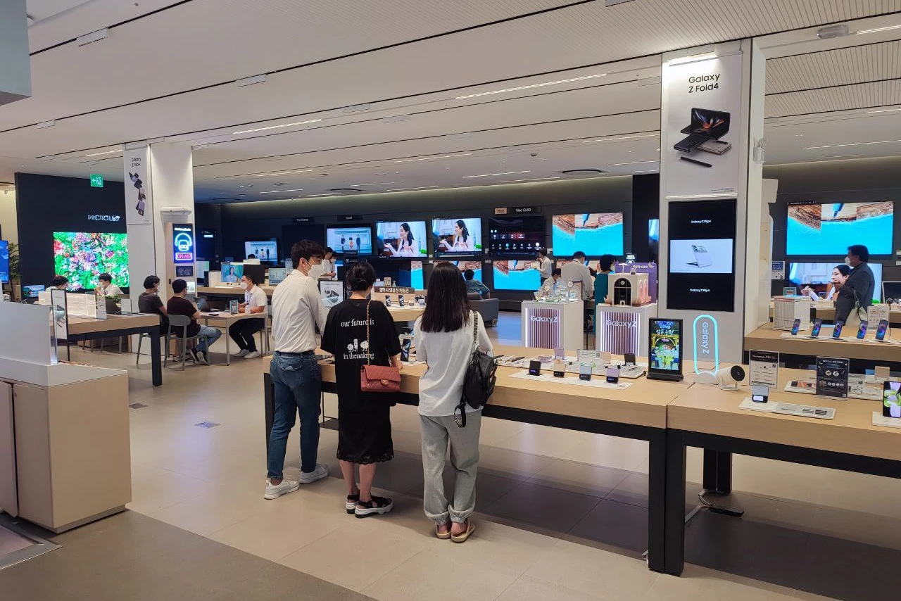 Шоурум Samsung: уровень выставок в повседневной жизни и предвкушение новинок