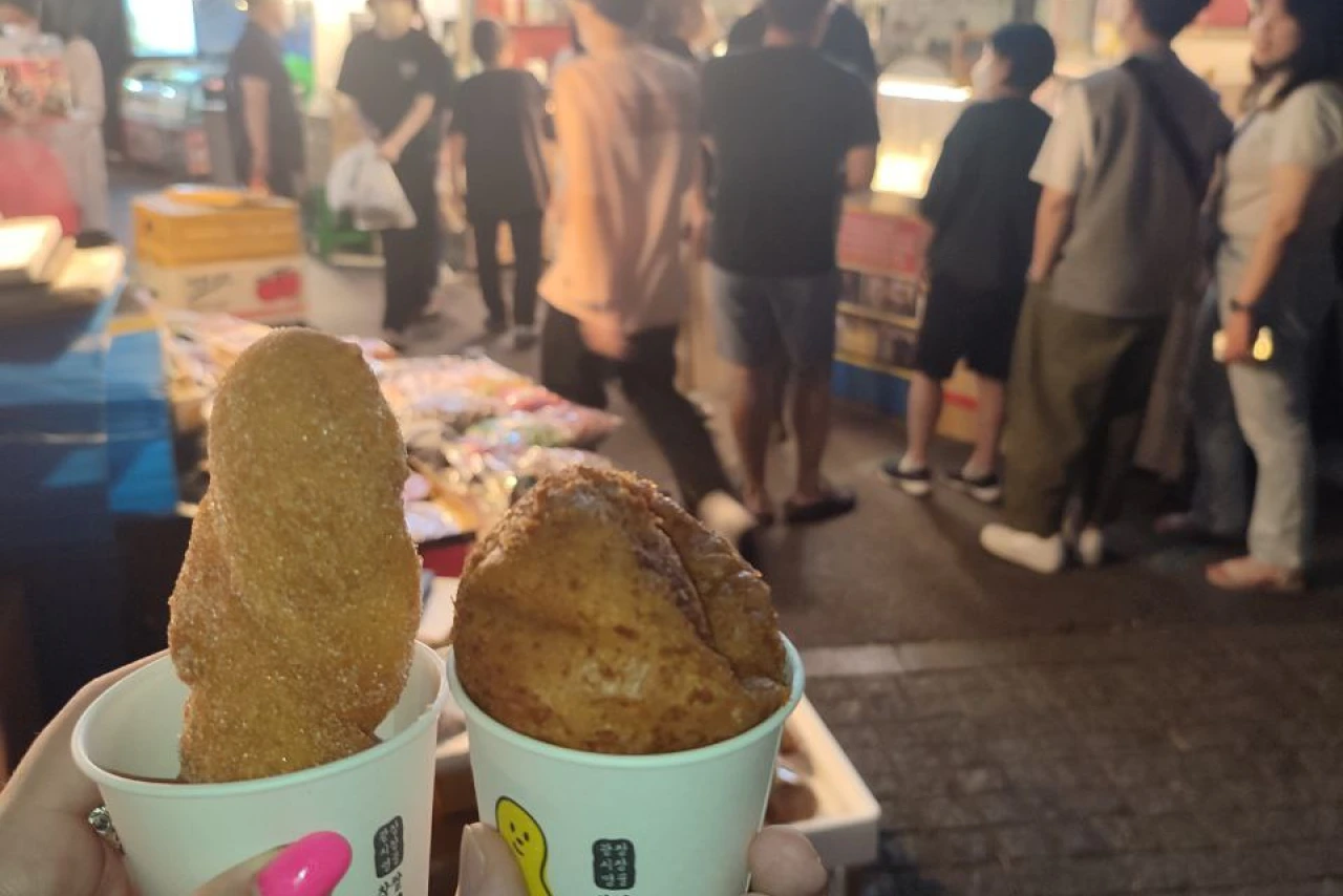 Потрясающие пончики в Gwangjang Market: стоит ли 40-минутного ожидания?