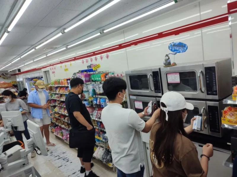 7-Eleven в аэропорту: цены и ассортимент