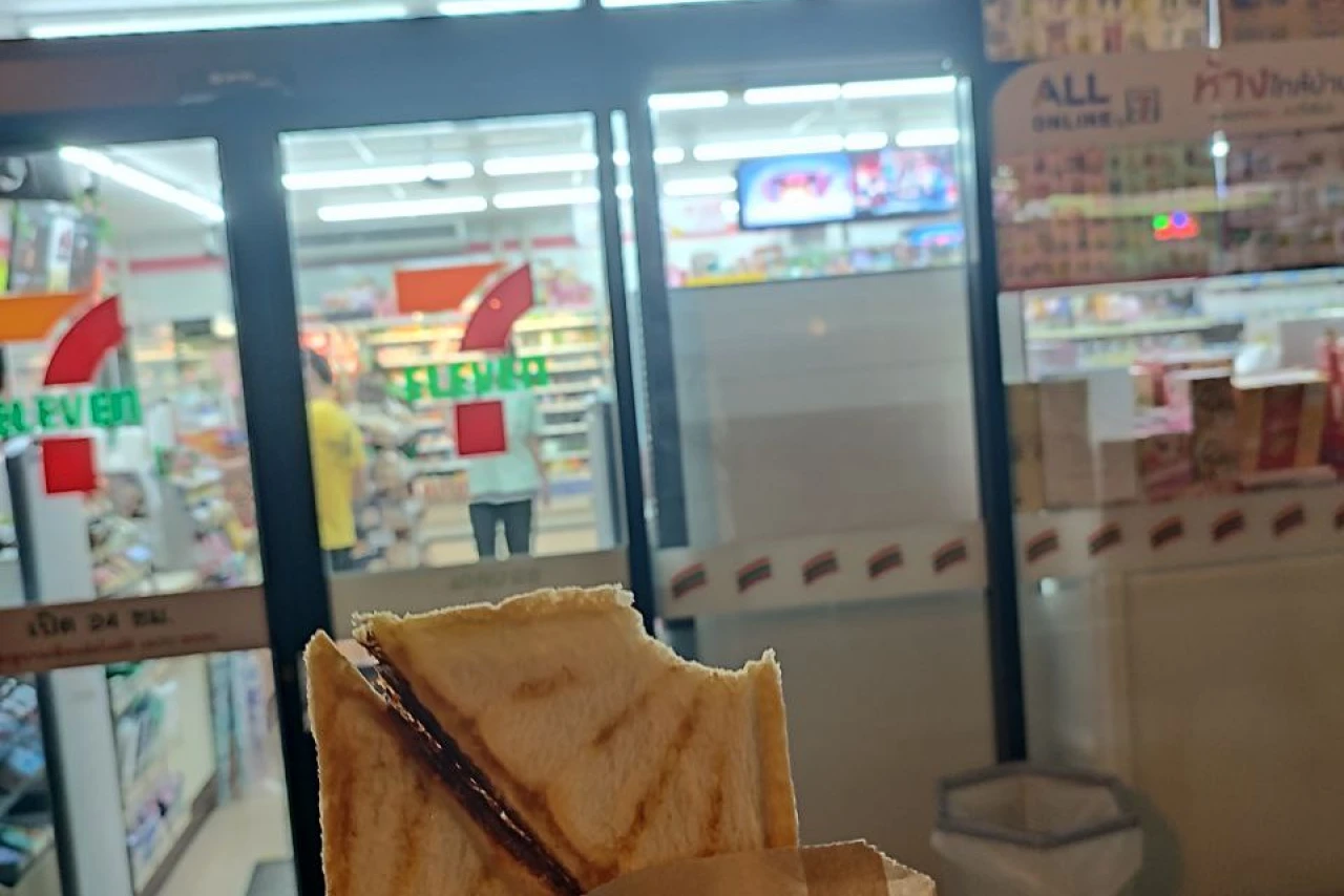 7-Eleven: не только Доширак, но и разогретые сэндвичи