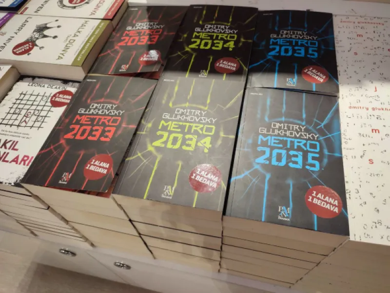 Дмитрий Глуховский «Метро» в Турции: находка в книжном