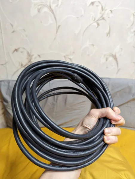15-метровый HDMI кабель с огромным сечением: когда мощь не там, где нужна