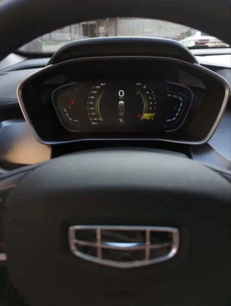 Geely Coolray в Петербурге: тест-драйв и доставка
