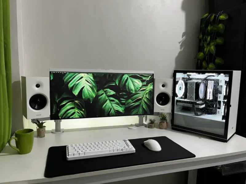 Вопрос владельцам нескольких мониторов и Ultra Wide: как вы организуете рабочее пространство?