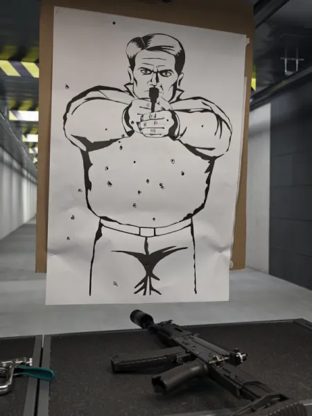 Первый опыт в тире: стрельба из Glock и карабина TR3 в Москве